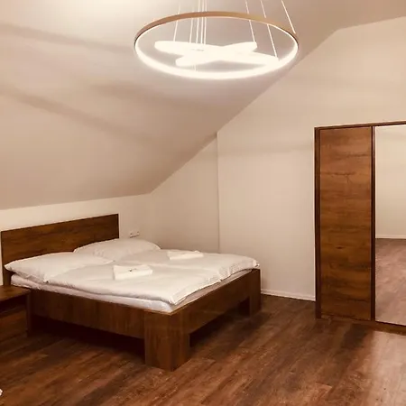 A Restaurace V Zátiší Apartamento Horni Lhota (Ostrava)