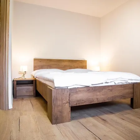 A Restaurace V Zátiší Apartamento *