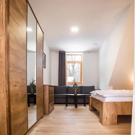 Apartamento A Restaurace V Zátiší