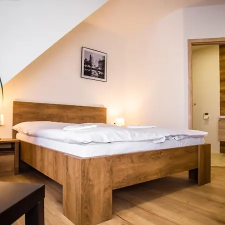 A Restaurace V Zátiší Apartamento