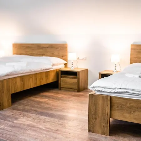 Apartamento A Restaurace V Zátiší